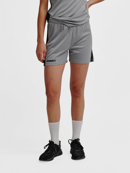 Szorty damskie Hummel Multi PL. Brązowe szorty sportowe damskie Hummel, na jesień, s, bez wzorów, z materiału, eleganckie, z standardowym stanem, na fitness i siłownię. Za 120.50 zł.