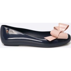 Melissa - Baleriny Space Love Iv Ad. Szare baleriny damskie Melissa, z kauczuku. W wyprzedaży za 159.90 zł.