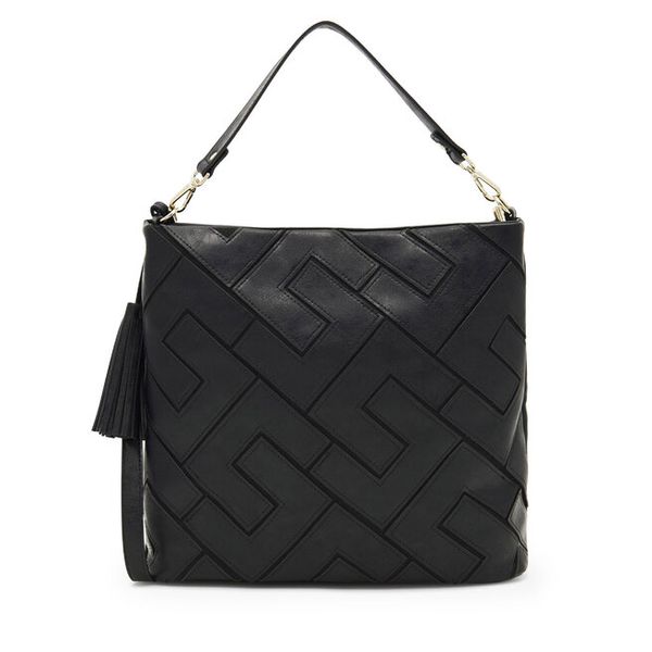 Torebka Lasocki. Czarne torebki do ręki damskie Lasocki, bez wzorów, klasyczne, bez dodatków. Za 189.99 zł.