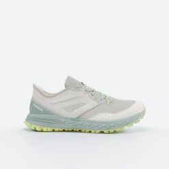 Buty do biegania w terenie damskie Kiprun TR2. Obuwie sportowe damskie KIPRUN, bez wzorów, z kauczuku, do biegania. Za 259.99 zł.