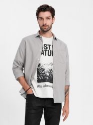 Koszula męska z kieszenią REGULAR FIT - szara V1 - Rozmiar: M. Szare koszule męskie Ombre Clothing, m, bez wzorów, z bawełny, bez kołnierzyka, bez ramiączek. W wyprzedaży za 49.99 zł.