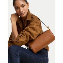 Torebka LAUREN RALPH LAUREN. Brązowe torebki do ręki damskie Lauren Ralph Lauren, bez wzorów, klasyczne, bez dodatków. Za 1,299.00 zł.
