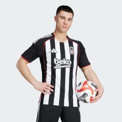 Koszulka Beşiktaş JK 25/26 Away. Czarne koszulki sportowe męskie Adidas, xl, bez wzorów, bez kołnierzyka, bez ramiączek, do piłki nożnej. Za 439.00 zł.