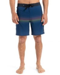 Spodenki boardshort dla Mężczyzn SURFSILK STRAIGHT LEG 18" Niebieski. Niebieskie kąpielówki męskie Quiksilver, m, bez wzorów, z materiału, do pływania. Za 319.99 zł.