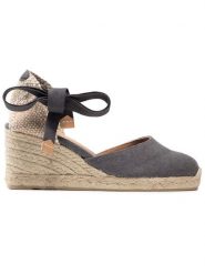 Castañer Espadryle Carina/6/002 21644-111 Szary. Szare sandały damskie Castañer, bez wzorów, z materiału, bez obcasa, bez zapięcia. Za 429.00 zł.