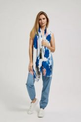 Wzorzysty letni szal niebieski. Niebieskie szaliki i chusty damskie MOODO, na lato, bez wzorów. W wyprzedaży za 19.99 zł.