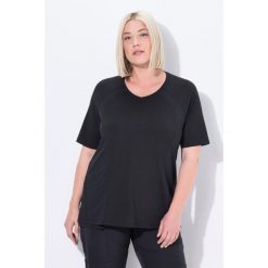 Damskie Bluzka funkcyjna szybkoschnąca dekolt w serek rękawy 1/2. Czarne koszulki sportowe damskie Ulla Popken, plus size, bez wzorów, z elastanu, bez kołnierzyka, bez ramiączek. W wyprzedaży za 159.99 zł.