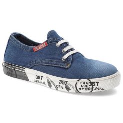 Jeansowe Półbuty Artiker Damskie Wygodne Obuwie. Niebieskie obuwie sportowe damskie Artiker, na wiosnę, z aplikacjami, z denimu, sportowe, bez obcasa, bez zapięcia. Za 249.00 zł.