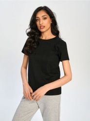 Koszulka basic - czarny. Czarne t-shirty damskie Sinsay, l, bez wzorów, z bawełny, bez kołnierzyka. W wyprzedaży za 13.99 zł.