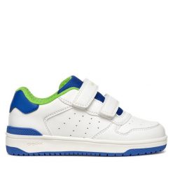 Sneakersy Geox. Białe trampki i tenisówki chłopięce Geox, bez wzorów, bez zapięcia. Za 149.99 zł.