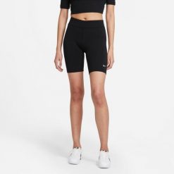 Spodenki sportowe damskie Sportswear Essential Short. Czarne szorty sportowe damskie Nike, bez wzorów, z bawełny, sportowe, do biegania. Za 129.99 zł.