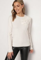 Jasnobeżowy Sweter z Wiskozą Modalem i Aplikacjami 3D Esalttia. Brązowe swetry damskie Born2be, na zimę, m, z aplikacjami, z jeansu, eleganckie, bez kołnierzyka, bez ramiączek, bez kaptura. Za 84.99 zł.