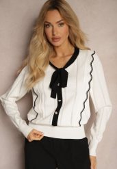 Biały Sweter z Wiskozą z Ozdobnymi Guzikami i Kokardą w Stylu Retro Miaraine. Białe swetry damskie Renee, bez wzorów, z jeansu, biznesowe, bez kołnierzyka, bez ramiączek, bez kaptura. Za 109.99 zł.