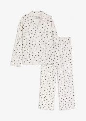 Piżama oversize z guzikami. Białe piżamy damskie bonprix, bez wzorów, bez ramiączek. Za 129.99 zł.