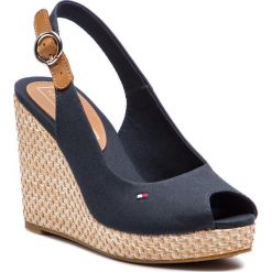 Espadryle TOMMY HILFIGER - Iconic Elena Basic Sling Back FW0FW04082 Midnight 403. Niebieskie klapki damskie Tommy Hilfiger, bez wzorów, z materiału, bez obcasa, na obcasie, bez zapięcia. W wyprzedaży za 249.00 zł.