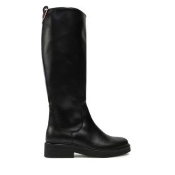 Kozaki Tommy Hilfiger. Czarne kozaki damskie Tommy Hilfiger, bez obcasa, na płaskiej podeszwie. Za 899.99 zł.