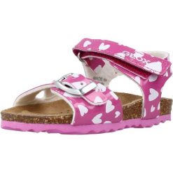 Sandały GEOX B SANDAL CHALKI GIRL Czerwony. Czerwone sandały damskie Geox, bez wzorów, z syntetyku, bez obcasa, bez zapięcia. Za 99.99 zł.