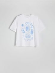 T-shirt z nadrukiem - biały. Białe t-shirty damskie Reserved, l, bez wzorów, z bawełny, bez kołnierzyka. W wyprzedaży za 22.99 zł.