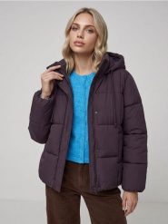 Pikowana kurtka puffer z kapturem i ściągaczami - fioletowy. Fioletowe kurtki damskie Sinsay, l, bez wzorów, z kapturem. Za 79.99 zł.