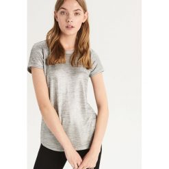 T-shirt basic - Srebrny. Szare t-shirty damskie Sinsay. Za 39.99 zł.
