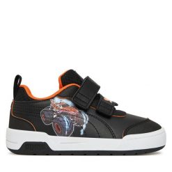 Sneakersy Puma. Czarne trampki i tenisówki chłopięce Puma, bez wzorów, bez zapięcia. Za 179.99 zł.