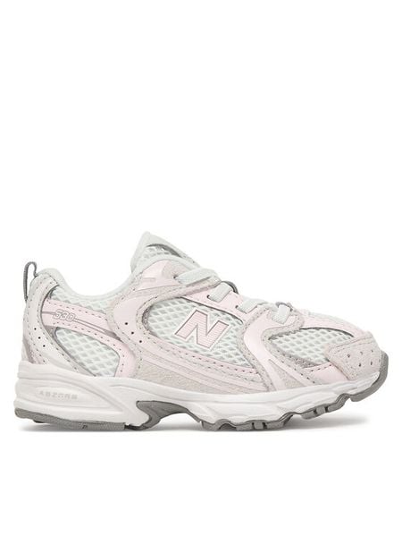 New Balance Sneakersy I530851 Szary. Szare buty sportowe dziewczęce New Balance, bez wzorów, z materiału, bez zapięcia. Za 236.99 zł.