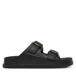 Klapki Blauer. Czarne klapki damskie Blauer, bez wzorów, bez obcasa. Za 199.99 zł.