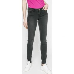 Noisy May - Jeansy Eve. Jeansy damskie marki Noisy may. W wyprzedaży za 69.90 zł.