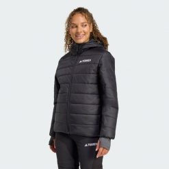 Kurtka z kapturem z ociepleniem Terrex Multi Essentials CLIMAWARM. Czarne kurtki sportowe damskie Adidas, l, bez wzorów, z puchu, z kapturem, trekkingowe, climawarm (adidas). Za 439.00 zł.