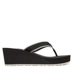 Japonki Tommy Hilfiger. Czarne klapki damskie Tommy Hilfiger, bez wzorów, bez obcasa. Za 169.99 zł.