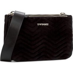 Torebka TWINSET - Tracolla OA7TBE Nero 0006. Czarne listonoszki damskie Twinset, z materiału. W wyprzedaży za 429.00 zł.