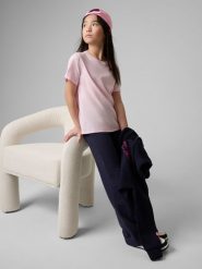 4F T-shirt regular z nadrukiem dziewczęcy - różowy 128 (7-8 lat). Czerwone t-shirty i topy dla dziewczynek 4f, bez wzorów, z bawełny, bez ramiączek. Za 59.99 zł.