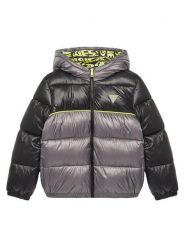 Guess Kurtka zimowa L5YL00 WEGY0 Szary Regular Fit. Szare buty zimowe chłopięce Guess, z aplikacjami, z syntetyku, bez zapięcia. Za 279.99 zł.