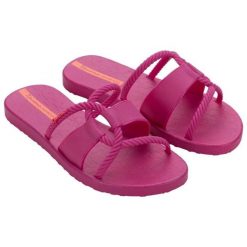 Klapki Ipanema Diversa Slide Ad 27232 BG829 fuksja różowe. Czerwone klapki damskie bez wzorów, sportowe, bez obcasa. Za 171.67 zł.
