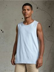 Tank top w stylu basic - błękitny. Niebieskie t-shirty męskie Sinsay, l, bez wzorów, bez kołnierzyka. Za 12.99 zł.