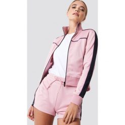 NA-KD Szorty sportowe - Pink. Różowe szorty sportowe damskie NA-KD. W wyprzedaży za 56.67 zł.