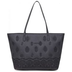 Desigual torebka damska Bols Paola Capri Zipper, czarna. Czarne torebki do ręki damskie Desigual, bez wzorów, bez dodatków. W wyprzedaży za 229.00 zł.