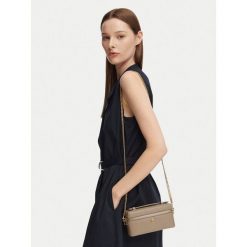 Torebka Tory Burch. Brązowe torebki do ręki damskie Tory Burch, bez wzorów, bez dodatków. Za 2,419.00 zł.