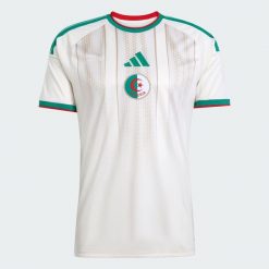 Koszulka domowa Algeria 26. Białe koszulki sportowe męskie Adidas, l, bez wzorów, z materiału, bez kołnierzyka, bez ramiączek, do piłki nożnej, climacool (adidas). Za 439.00 zł.