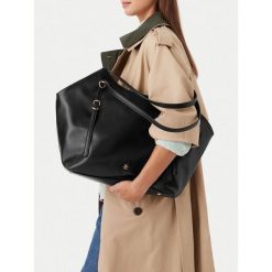 Torebka Beverly Hills Polo Club. Czarne torebki do ręki damskie Beverly Hills Polo Club, bez wzorów, bez dodatków. Za 229.99 zł.
