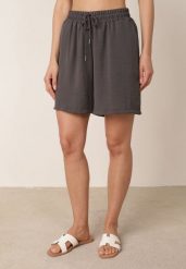 Szare Letnie Szorty Casual z Wysokim Stanem z Dużą Zawartością Wiskozy Agarione. Szare szorty damskie Born2be, na lato, l, bez wzorów, z materiału, casualowe, z podwyższonym stanem. Za 39.99 zł.