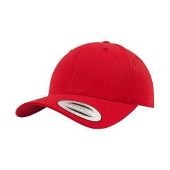 Klasyczna Czapka Snapback Z Zakrzywionym Daszkiem. Czerwone czapki i kapelusze damskie FLEXFIT, bez wzorów, klasyczne. Za 67.99 zł.