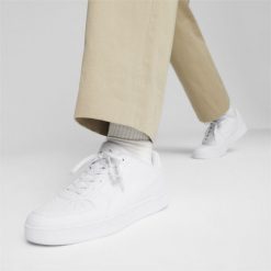 Sneakersy unisex Caven 2.0 PUMA White Silver Metallic. Białe obuwie sportowe damskie Puma, bez wzorów, z gumy, trekkingowe. Za 303.00 zł.