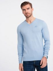 Elegancki męski sweter V-neck BASIC z wiskozą –jasnoniebieski V10 - Rozmiar: XXL. Niebieskie swetry przez głowę męskie Ombre Clothing, m, bez wzorów, z wiskozy, bez kołnierzyka. W wyprzedaży za 89.99 zł.