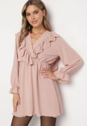Różowa Rozkloszowana Sukienka o Kopertowym Kroju z Falbankami Celonara. Czerwone sukienki dla dziewczynek Born2be, bez wzorów, eleganckie, bez ramiączek. Za 69.99 zł.