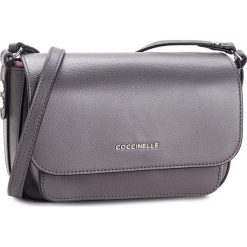 Torebka COCCINELLE - CG1 Organisee Soft E1 CG1 15 01 01 Fume/Noir 722. Szare listonoszki damskie Coccinelle, ze skóry. W wyprzedaży za 729.00 zł.