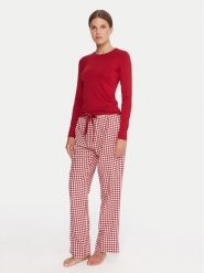 Hunkemöller Piżama 302780 Czerwony Regular Fit. Czerwone piżamy damskie Hunkemöller, xs, bez wzorów, z wiskozy, bez ramiączek. Za 249.99 zł.
