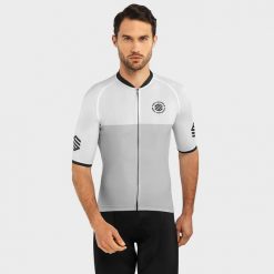 Koszulka na rower krótki rękaw męska SIROKO M2 Granfondo. Białe buty sportowe męskie SIROKO, m, bez wzorów, bez kołnierzyka, bez ramiączek, rowerowe. W wyprzedaży za 226.05 zł.