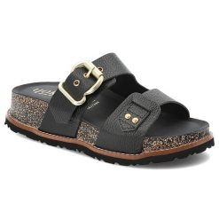 Czarne Klapki Yokono Modne Obuwie Damskie. Czarne klapki damskie Yokono, bez wzorów, ze skóry, bez obcasa, na platformie, bez zapięcia. Za 309.00 zł.