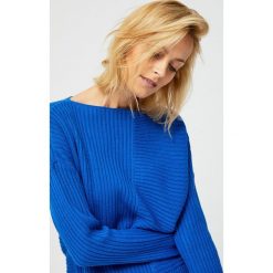 Sweter w prążki. Swetry damskie MOODO, s, bez wzorów, bez kołnierzyka, bez ramiączek, bez kaptura. Za 39.99 zł.
